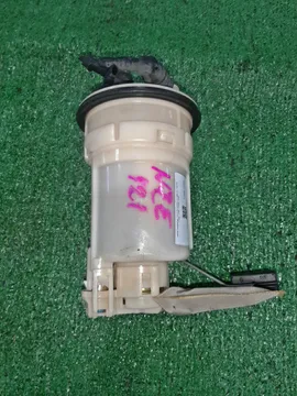 НАСОС ПОГРУЖНОЙ НА TOYOTA COROLLA NZE121 1NZ-FE