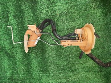 НАСОС ПОГРУЖНОЙ НА NISSAN TERRANO LR50 VG33E