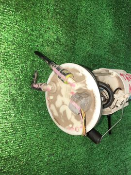 НАСОС ПОГРУЖНОЙ НА SUZUKI ESCUDO TA74W M16A