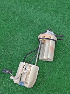 НАСОС ПОГРУЖНОЙ НА TOYOTA COROLLA  AXIO NZE164 1NZ-FE