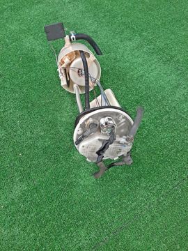 НАСОС ПОГРУЖНОЙ НА TOYOTA COROLLA  AXIO NZE164 1NZ-FE