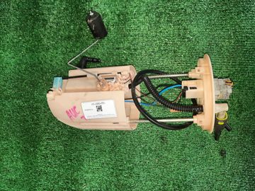 НАСОС ПОГРУЖНОЙ НА SUZUKI ESCUDO TD54W J20A