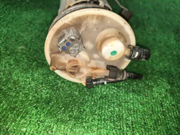 НАСОС ПОГРУЖНОЙ НА TOYOTA AVENSIS AZT251 2AZ-FSE