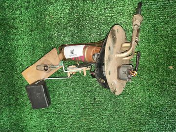 НАСОС ПОГРУЖНОЙ НА TOYOTA COROLLA AE110 5A-FE