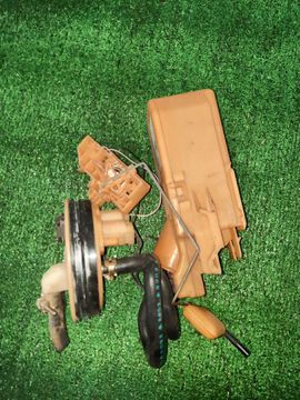 НАСОС ПОГРУЖНОЙ НА NISSAN BLUEBIRD QU14 QG18DE