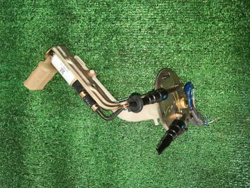 НАСОС ПОГРУЖНОЙ НА TOYOTA CHASER GX90 1G-FE