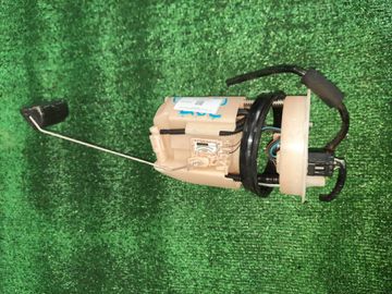 НАСОС ПОГРУЖНОЙ НА MAZDA AXELA BM6FJ Z6