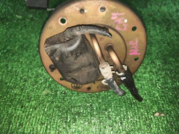 НАСОС ПОГРУЖНОЙ НА HONDA CAPA GA4 D15B