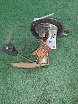 НАСОС ПОГРУЖНОЙ НА TOYOTA COROLLA AE111 4A-FE