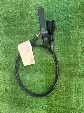 ТРОС КАПОТА НА VOLKSWAGEN GOLF 1J1