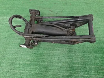 ГИДРОЦИЛИНДР НА MITSUBISHI CANTER FE70D