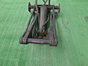 ГИДРОЦИЛИНДР НА MITSUBISHI CANTER FE70D