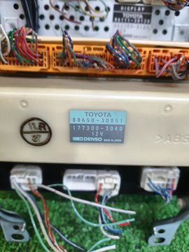 МОНИТОР НА TOYOTA CROWN JZS151
