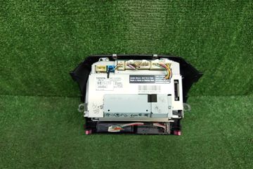 МОНИТОР НА TOYOTA PRIUS NHW20