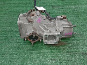 РЕДУКТОР НА TOYOTA ISIS ZGM15W 2ZR-FAE