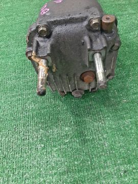 РЕДУКТОР НА SUBARU LEGACY BH5 EJ20E