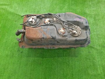 ТОПЛИВНЫЙ БАК НА MITSUBISHI PAJERO IO H76W 4G93