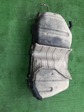 ТОПЛИВНЫЙ БАК НА TOYOTA ISIS ZNM10G 1ZZ-FE