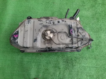 ТОПЛИВНЫЙ БАК НА TOYOTA VITZ SCP13 2SZ-FE