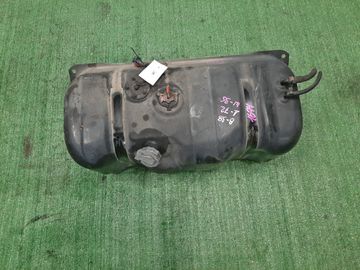 ТОПЛИВНЫЙ БАК НА ISUZU ELF NKR81 4HL1