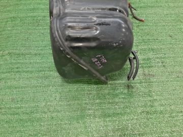 ТОПЛИВНЫЙ БАК НА ISUZU ELF NKR81 4HL1