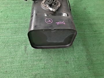 ТОПЛИВНЫЙ БАК НА MITSUBISHI FUSO CANTER FBA00 4P10