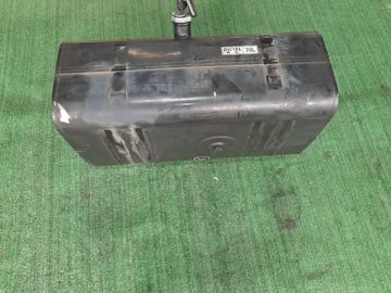 ТОПЛИВНЫЙ БАК НА MITSUBISHI FUSO CANTER FBA00 4P10