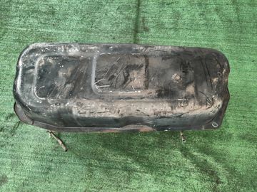 ТОПЛИВНЫЙ БАК НА TOYOTA HILUX SURF KZN130 1KZ-TE