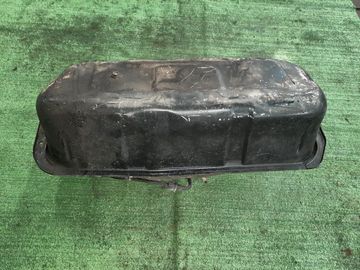 ТОПЛИВНЫЙ БАК НА TOYOTA HILUX SURF KZN130 1KZ-TE