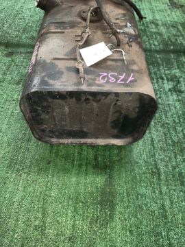 ТОПЛИВНЫЙ БАК НА TOYOTA DYNA XZU307 S05C