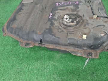 ТОПЛИВНЫЙ БАК НА TOYOTA PROBOX NCP59G 1NZ-FE