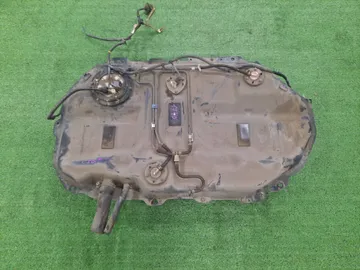 ТОПЛИВНЫЙ БАК НА MITSUBISHI LANCER CEDIA CS6A 4G94