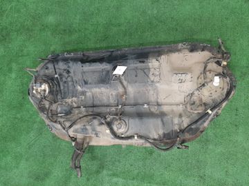 ТОПЛИВНЫЙ БАК НА MITSUBISHI CHARIOT GRANDIS N84W 4G64
