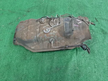 ТОПЛИВНЫЙ БАК НА TOYOTA TOWN ACE NOAH SR50G 3S-FE