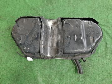 ТОПЛИВНЫЙ БАК НА MITSUBISHI CHARIOT GRANDIS N84W 4G64