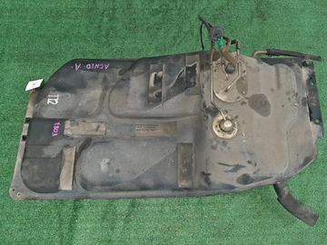 ТОПЛИВНЫЙ БАК НА TOYOTA NADIA ACN10 1AZ-FSE