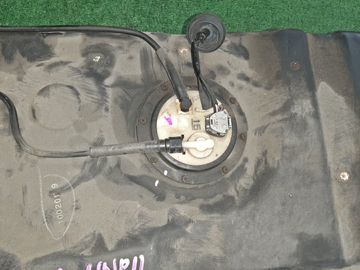 ТОПЛИВНЫЙ БАК НА TOYOTA PORTE NNP11 1NZ-FE