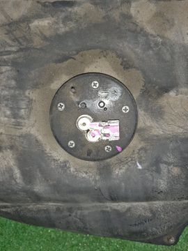 ТОПЛИВНЫЙ БАК НА TOYOTA ISIS ZNM10G 1ZZ-FE