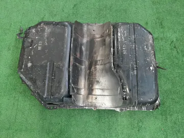 ТОПЛИВНЫЙ БАК НА MITSUBISHI GRANDIS NA4W 4G69
