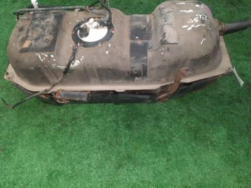ТОПЛИВНЫЙ БАК НА NISSAN CARAVAN E25 ZD30DD