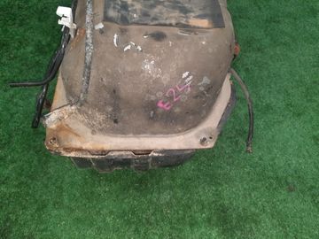 ТОПЛИВНЫЙ БАК НА NISSAN CARAVAN E25 ZD30DD