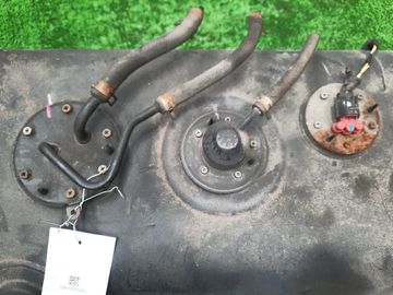 ТОПЛИВНЫЙ БАК НА TOYOTA DYNA KDY230 2KD-FTV