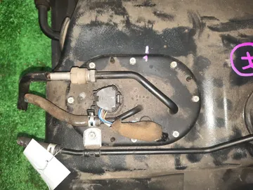ТОПЛИВНЫЙ БАК НА TOYOTA GAIA ACM10 1AZ-FSE