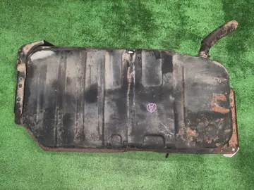 ТОПЛИВНЫЙ БАК НА TOYOTA IPSUM SXM10G 3S-FE