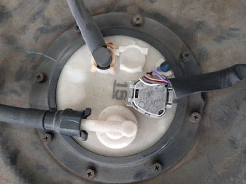 ТОПЛИВНЫЙ БАК НА TOYOTA PORTE NNP10 2NZ-FE