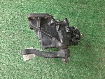 РУЛЕВОЙ РЕДУКТОР НА ISUZU ELF NHR69 4JG2