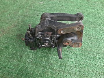 РУЛЕВОЙ РЕДУКТОР НА ISUZU ELF NHR69 4JG2