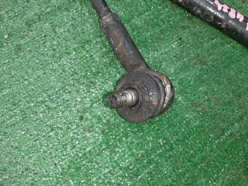 РУЛЕВАЯ ТРАПЕЦИЯ НА NISSAN ATLAS AMF22 TD27