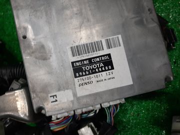 КОМПЬЮТЕР EFI НА TOYOTA ISIS ZNM10G 1ZZ-FE