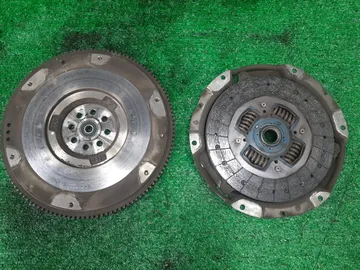 МКПП НА SUBARU LEGACY BE5 EJ204